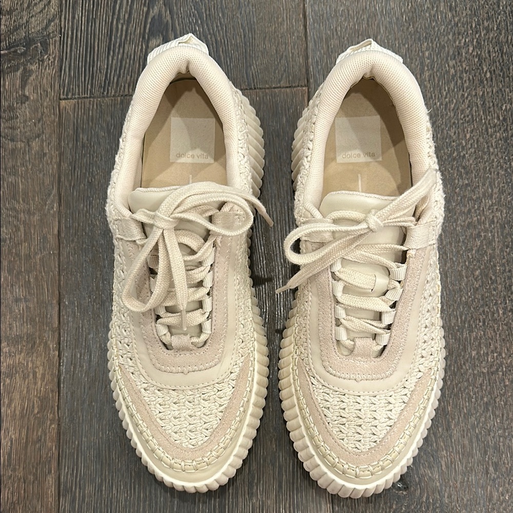 Dolce Vita Women’s Dolen Sneakers Sandstone Knit - Picture 10 of 10